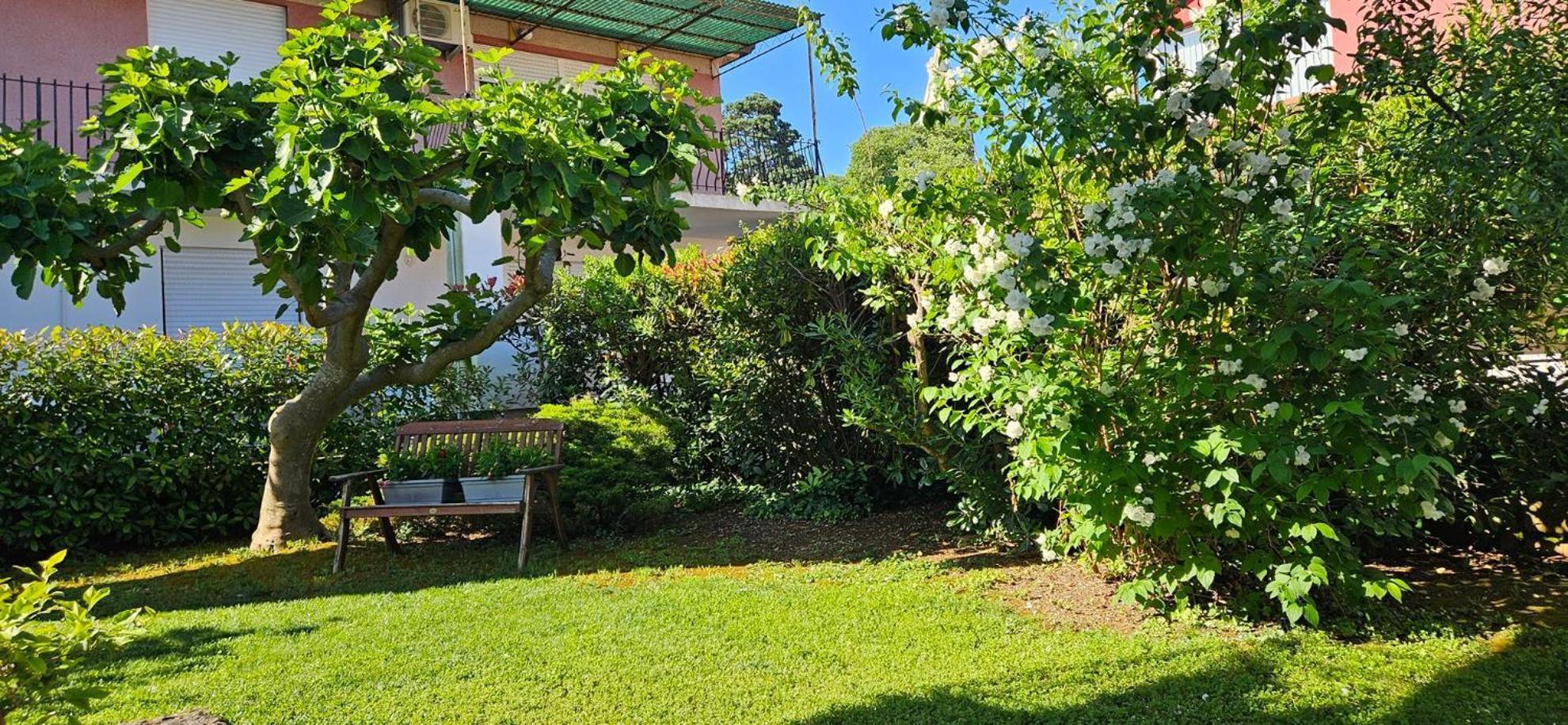 Apartment Laguna 33 Izola Bagian luar foto