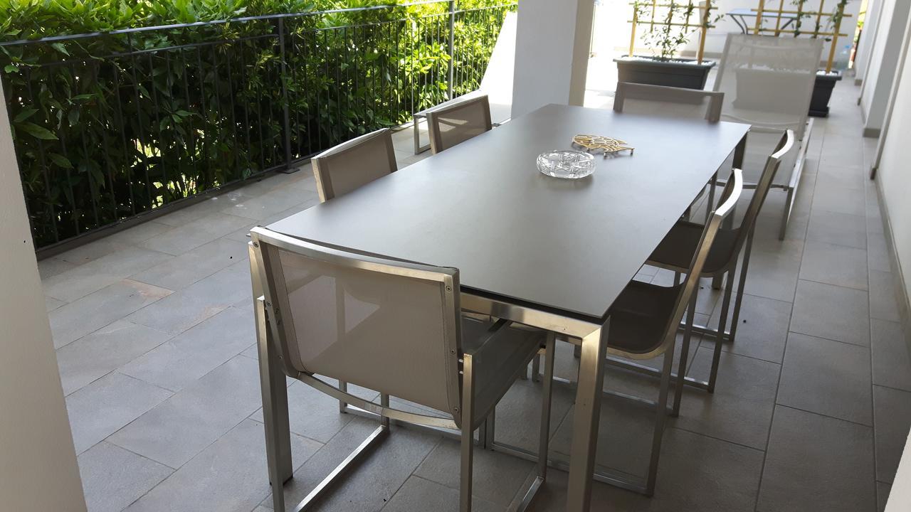 Apartment Laguna 33 Izola Bagian luar foto
