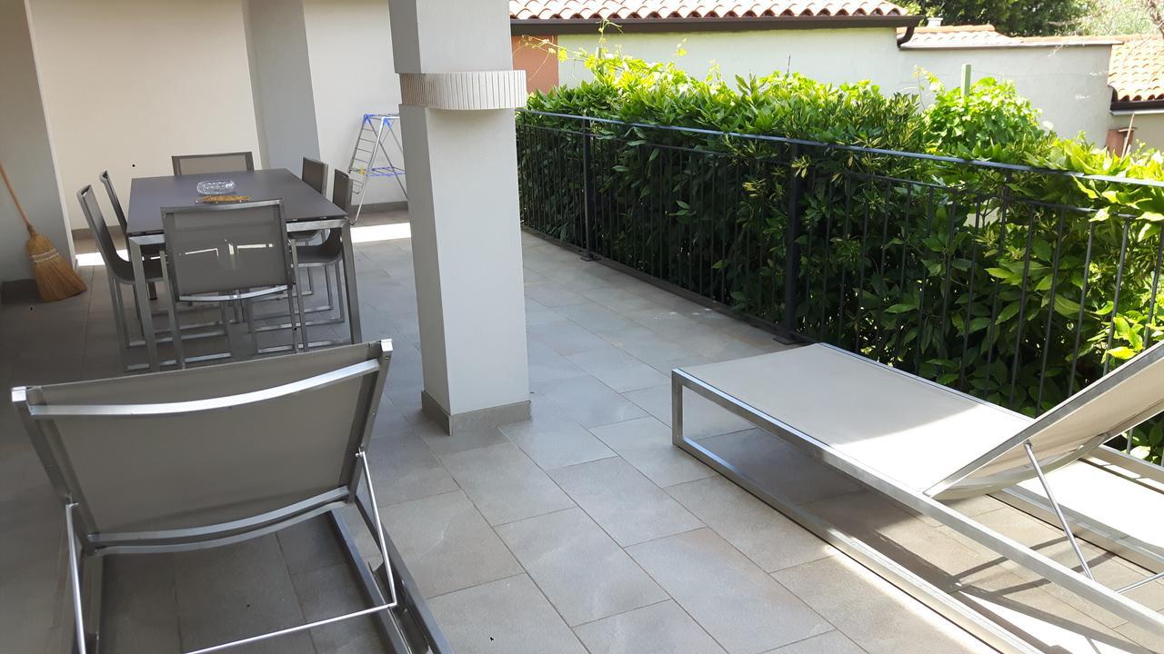 Apartment Laguna 33 Izola Bagian luar foto